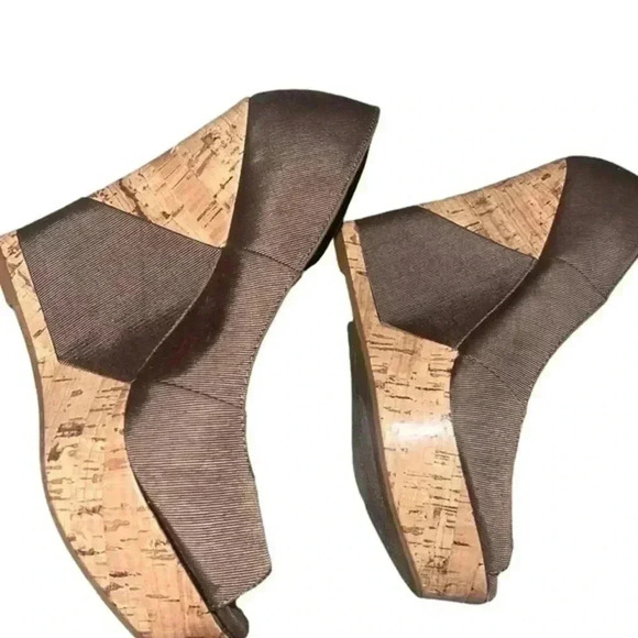 💕TEN💕 BRAND NEW MOSSIMO WEDGES, gorgeous shoe! - Picture 5 of 6